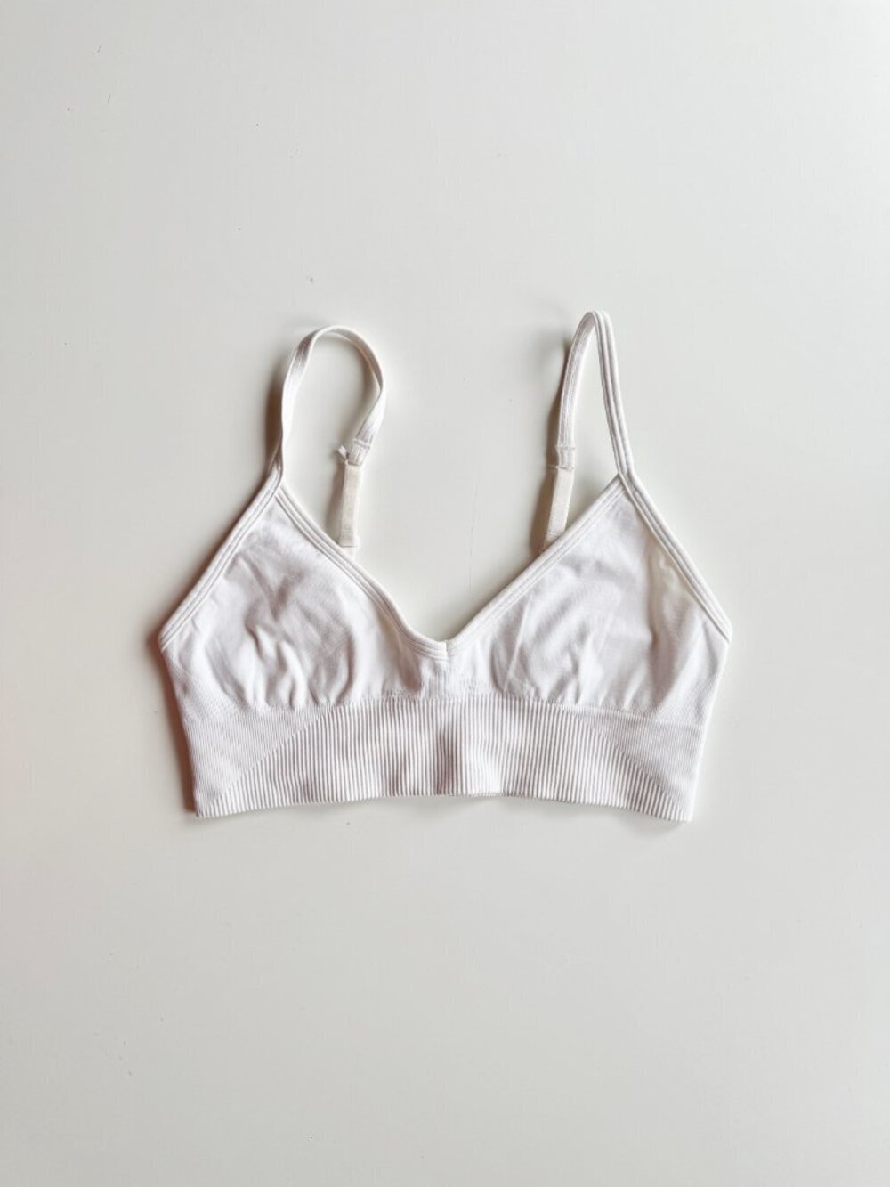 LULULEMON Ebb To Street II White Seamless Ribbed Long Line Sports Bra, Size 6